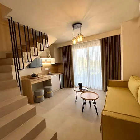 Geomar Luxury Apartment