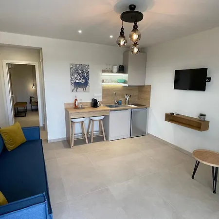 Geomar Luxury Apartment Skala Marion