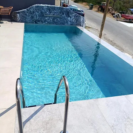 Geomar Luxury Apartment Skala Marion